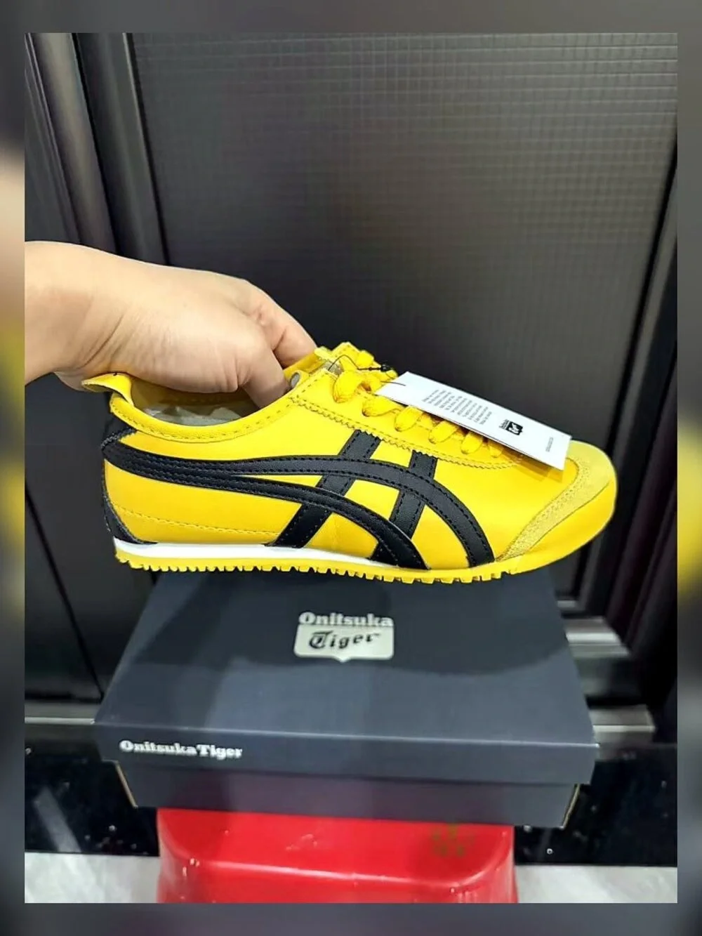 Onitsuka Tiger Mexico 66 Yellow Black Sneakers